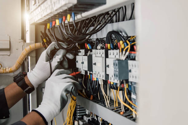 Best Local Electrician Companies  in Oakland, MO